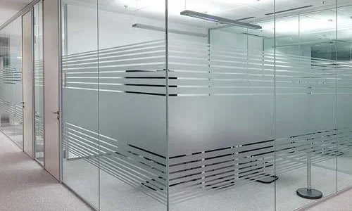 GLASS PARTITION